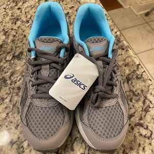 Women’s Sz 8 ASICS Endurant Aluminum/Silver/Aquarium New With Tag No Box